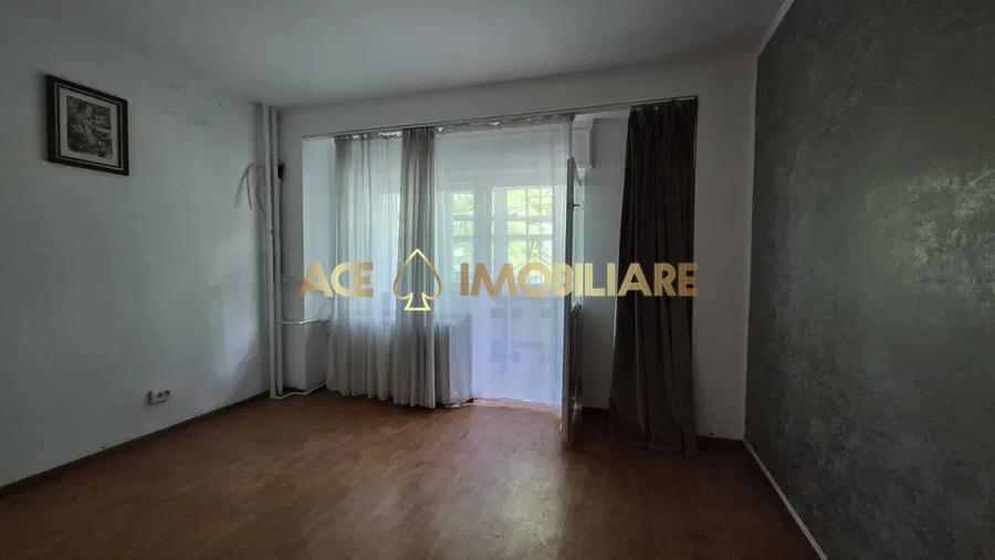 3 Camere de inchiriat | Decebal | Metrou | Nemobilat