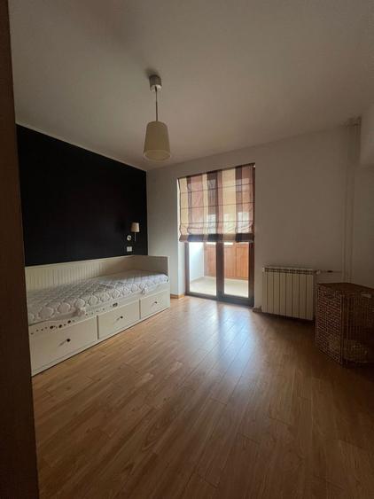 | Apartamnet 3 Camere - Natiunile Unite 80mp |