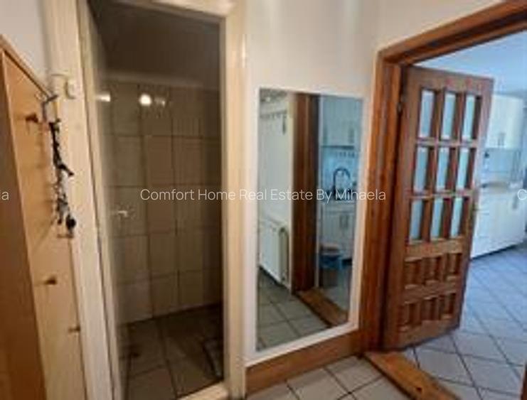 Domenii Inchiriez casa 4 cam curte 170 mp singur in curte centrala proprie 2 bai - 2