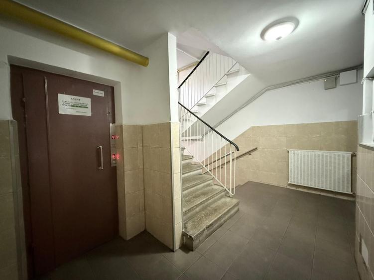 3 camere | Teiul Doamnei | Bloc din 83 | Reabilitat