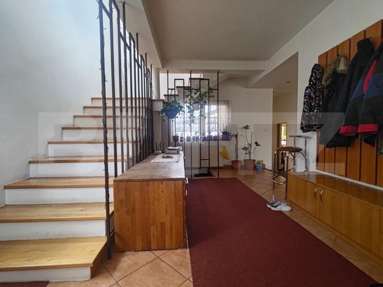 Casă finisata 220 mp, 2 corpuri de cladire , teren 261 mp, cart Gruia ! - 5
