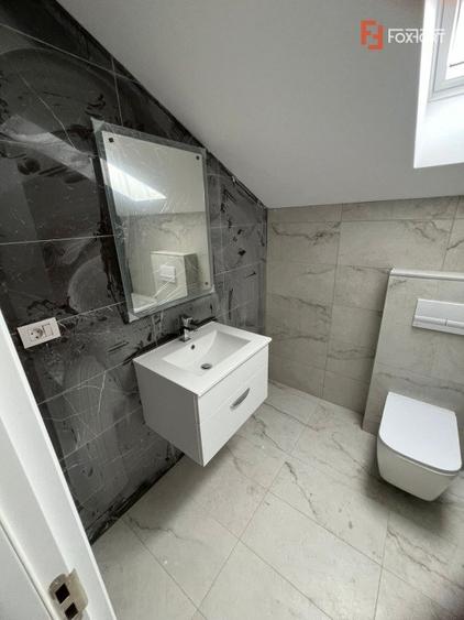 OCAZIE - Penthouse 3 camere pe 2 nivele, in Giroc