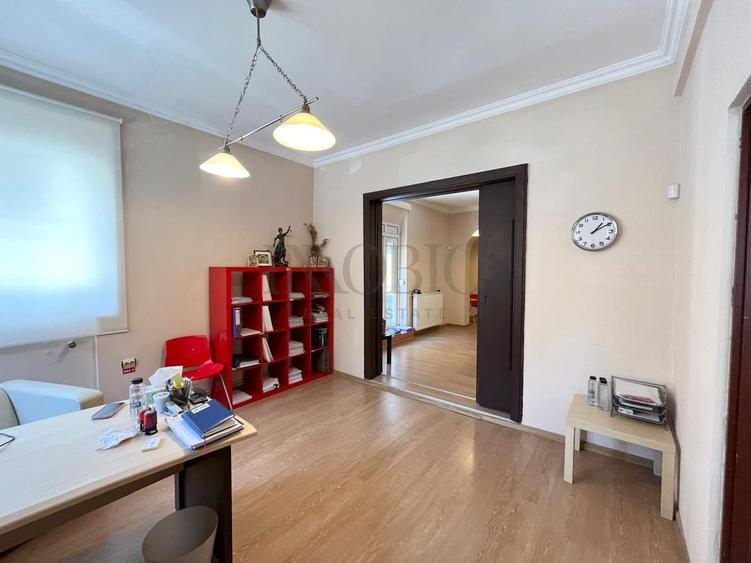Apartament elegant cu 3 camere și cameră de serviciu | Ultracentral