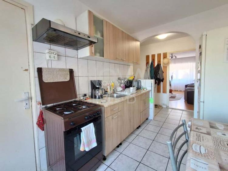 Apartament 3 camere de vanzare, Zona Garii - 5