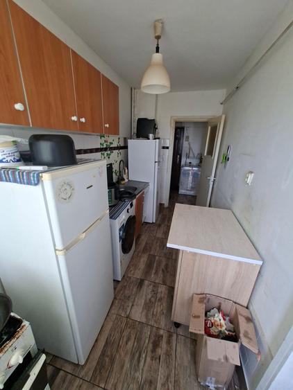 Apartament cu 2 camere decomandat, etaj intermediar, zona Bd. Independentei