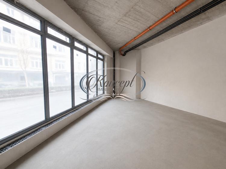 Spatiu nou pentru clinica sau showroom