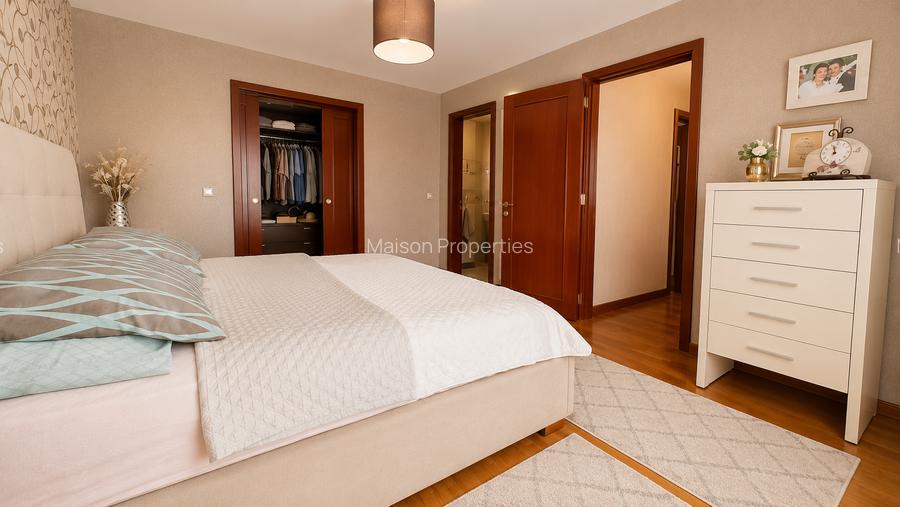 Casa Individuala | Zona Braytim - Soarelui | 273mp | 4 Dormitoare | Garaj - 30