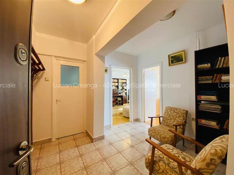 Apartament 3 camere, 80mp, centru, bd. Stefan cel Mare