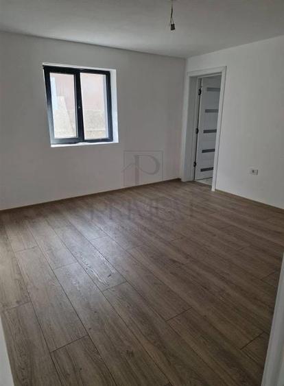 Sanmihaiul Roman- toate utilitatile- 4 camere- pozitie excelenta
