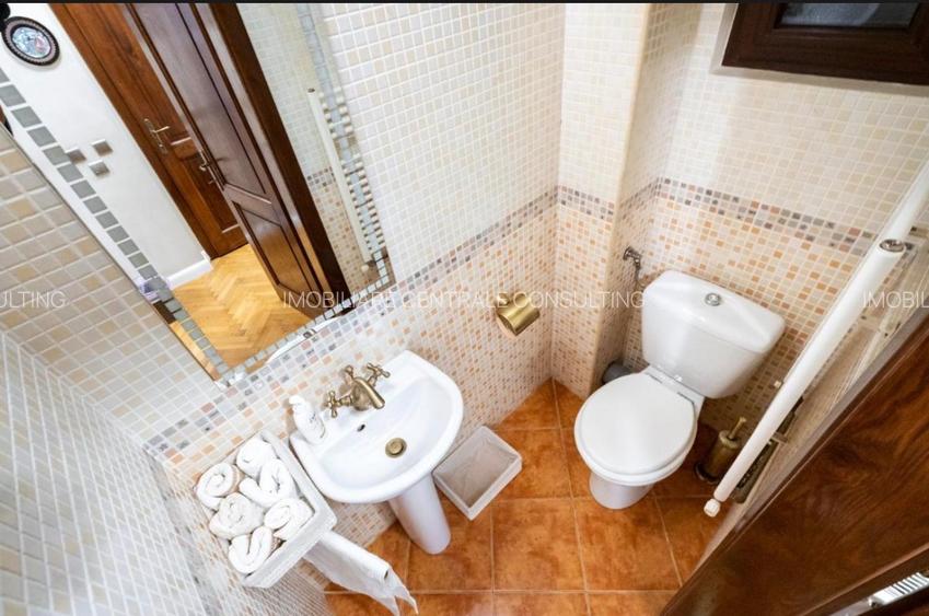 Apartament în vila cu o grădină mică și intimă. - 14