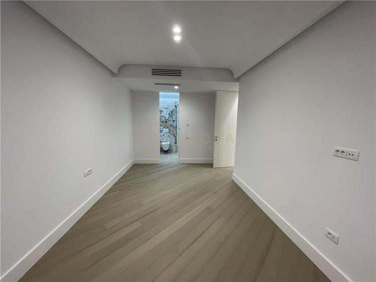 Cortina 126 apartament 3 camere de vanzare Iancu Nicolae