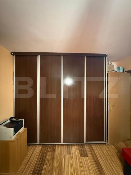 Apartament 4 camere, 80 mp 1986 ,mobilat/utilat,  zona Marasesti
