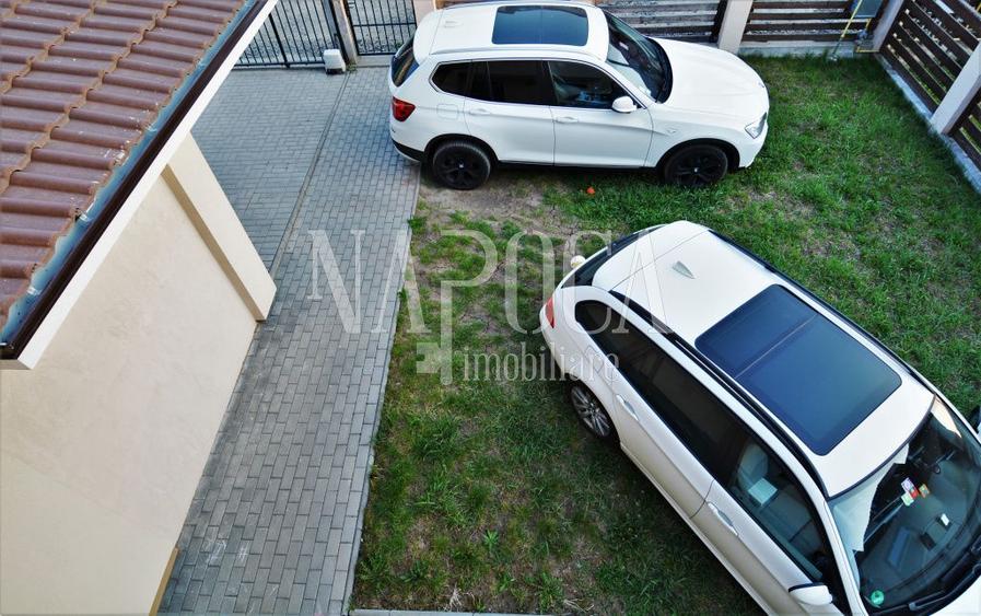 Casa 4 camere de vanzare in Floresti