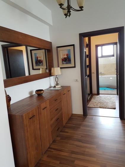 Închiriere termen lung apartament 2 cam Satul de vacanta/ Parcul Tabacarie