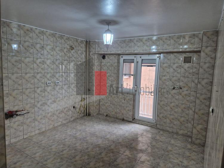Vanzare apartament 4 camere Lujerului