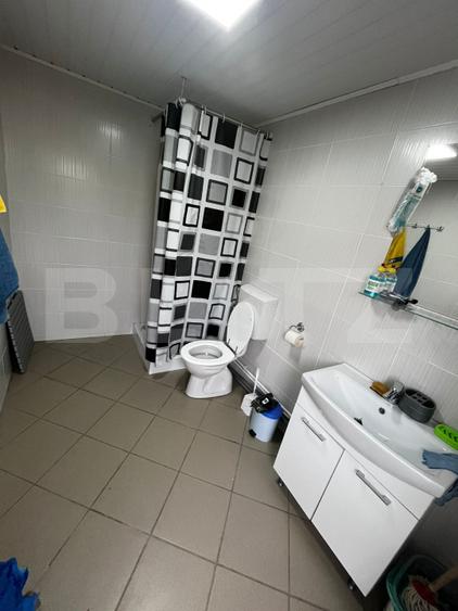 Casa de vanzare, 138 mp, zona Sendreni