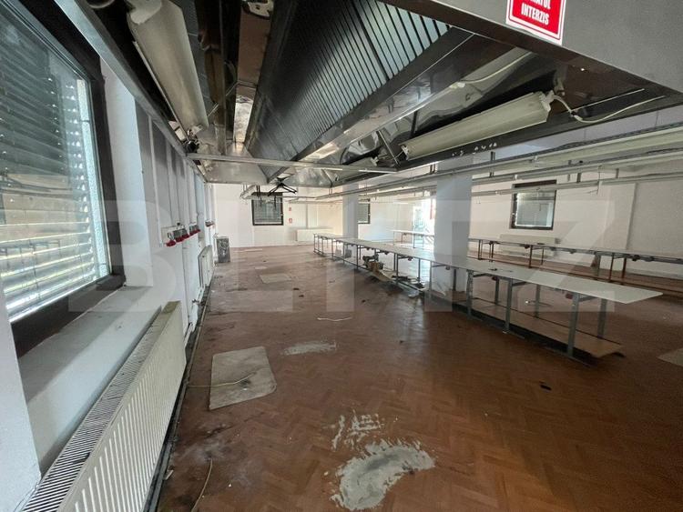 Casa cu 5 incaperi, 580mp, zona Carpati 1