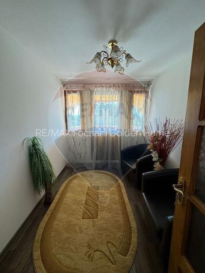 Casă / Vilă cu 6 camere in Bolotești, mobilată și utilată - 11