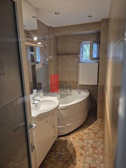 Vanzare apartament 3 camere -Crangasi -Lacul Morii