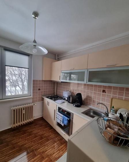 AP. 2 CAMERE- PIATA SUDULUI, LOC PARCARE, METROU 6 MINUTE, MODERN