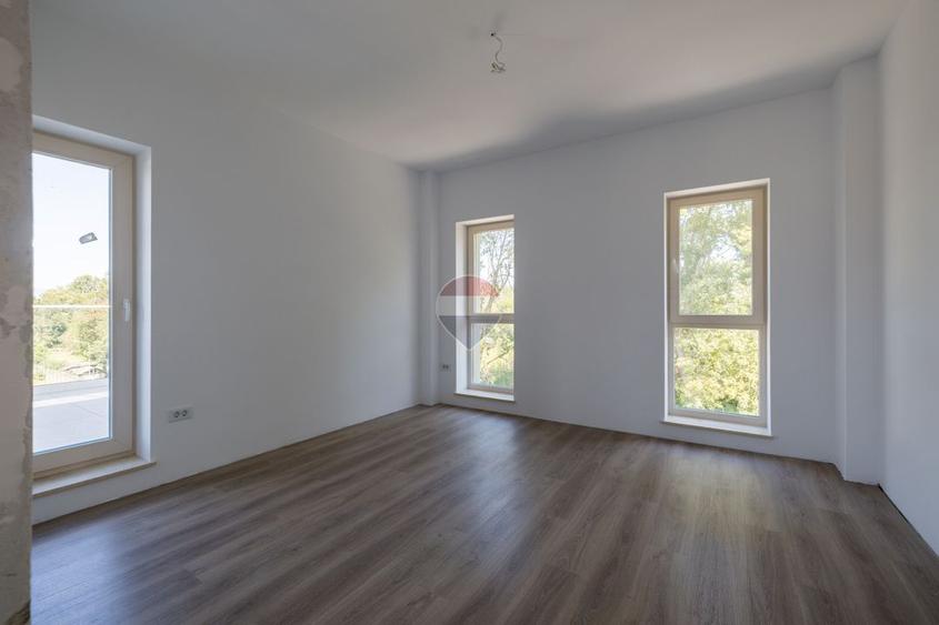 Apartament 3 camere, 75,81 mp, terasă și balcon | Tractorul