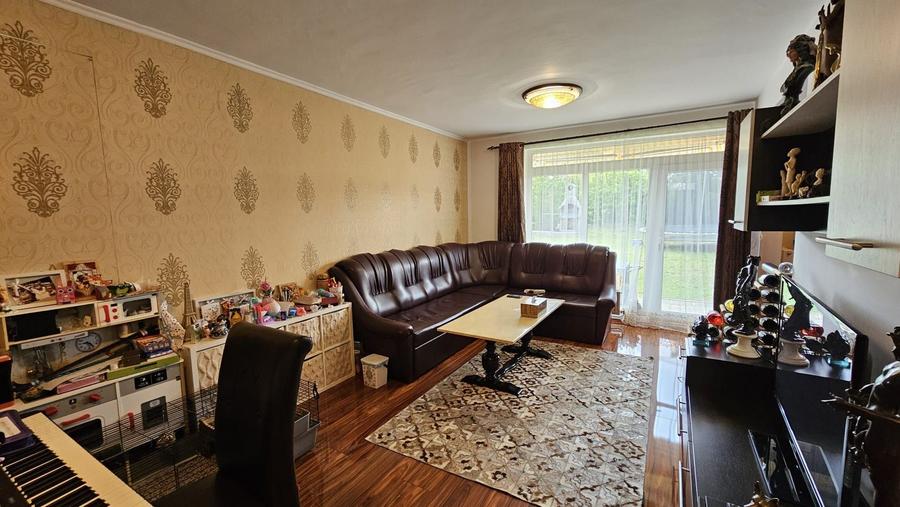 Casa moderna, tip duplex, P+E, garaj, gradina, parcari, in Buna Ziua