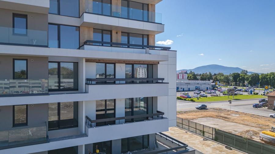 Apartament modern cu 2 camere și balcon generos | Zona Bartolomeu