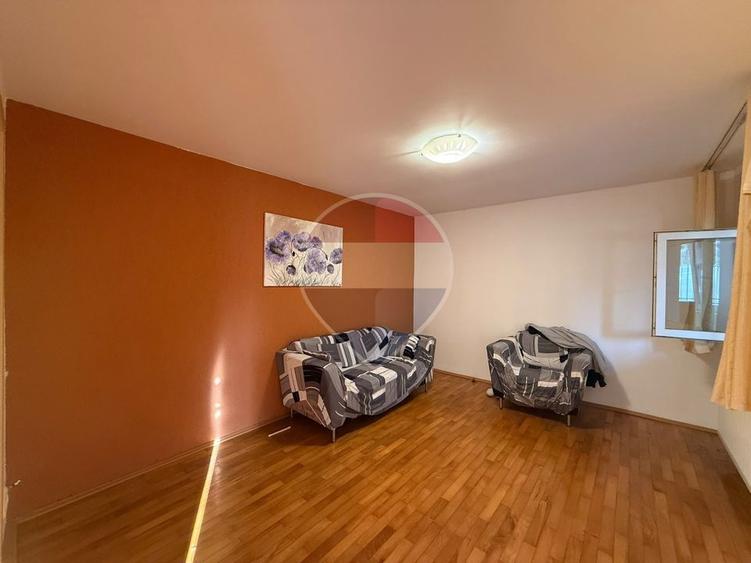 Spațiu comercial/birouri de inchiriat-100 mp Parter+Etaj, sector 3