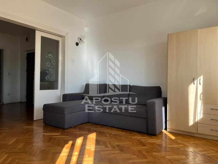Apartament cu 4 camere, 2 bai în Piața Unirii, Timișoara