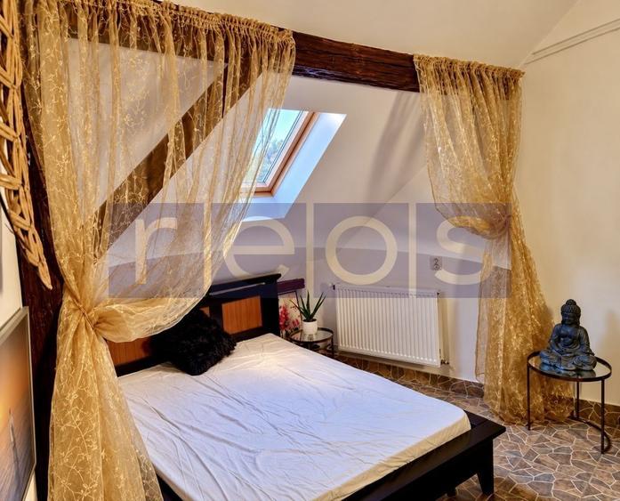 VANZARE  2  APARTAMENTE INDEPENDENTE  INTR-O VILA RENOVATA -144 mp - UNIRII
