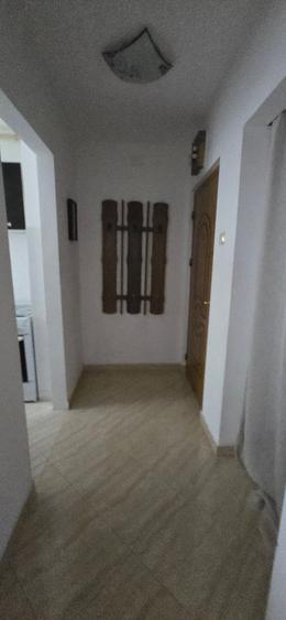 Vânzare apartament 2 camere , etaj 3/4, Aleea Trandafirilor Târgoviște