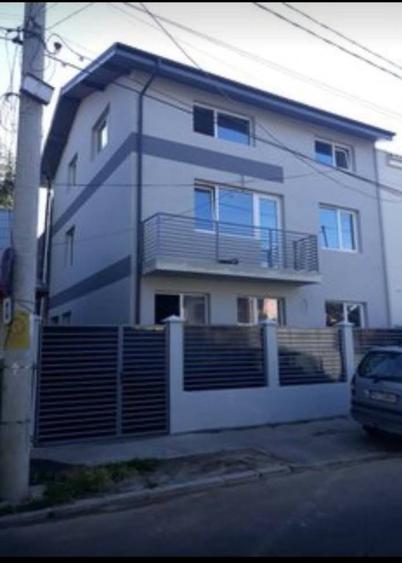 Particular inchiriez Apartament 2 camere Bucureștii Noi