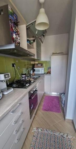 Apartament 2 camere-centrala proprie-zona Piata Alba Iulia