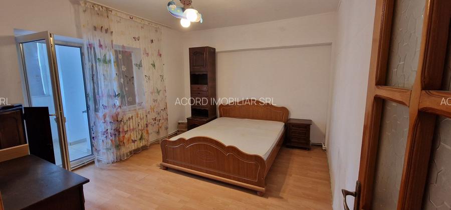 Apartament 4 camere, 2bai , 102 mp zona BCR - 4