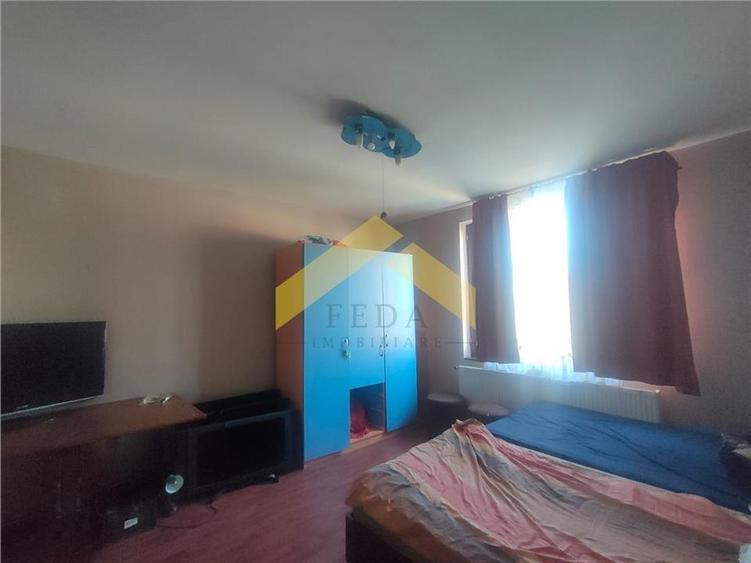 Casa de vanzare localitatea Savarsin