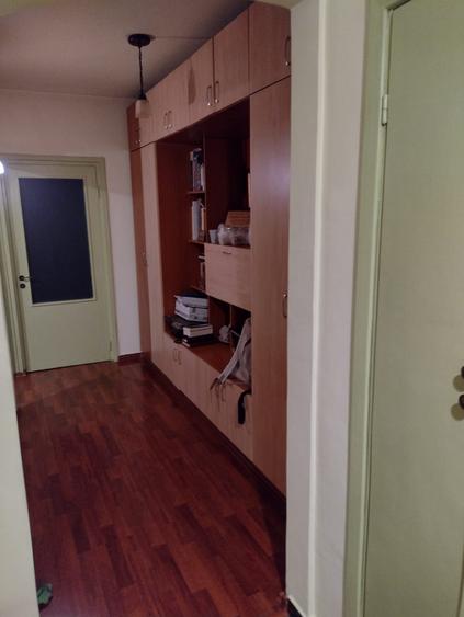 Apartament 4 camere de vanzare Alexandru cel Bun