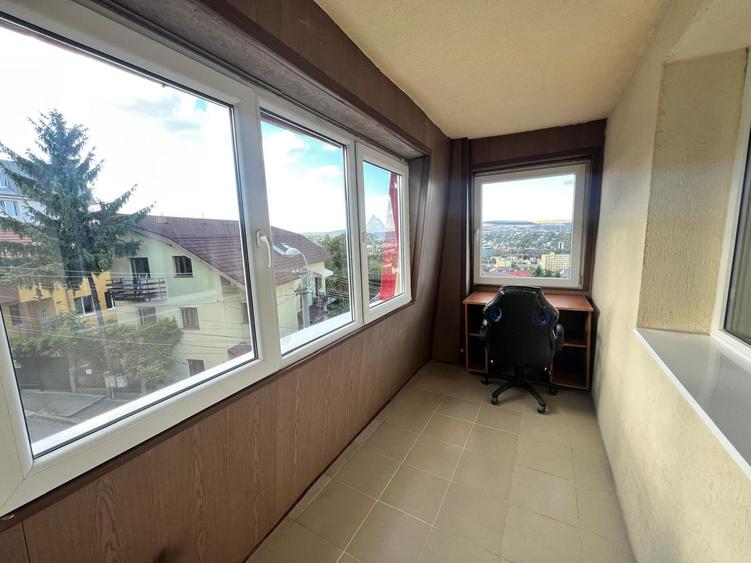 Apartament cu 2 camere decomandat | 65 mp+ 6 mp balcon | Parcare | Zorilor | UMF