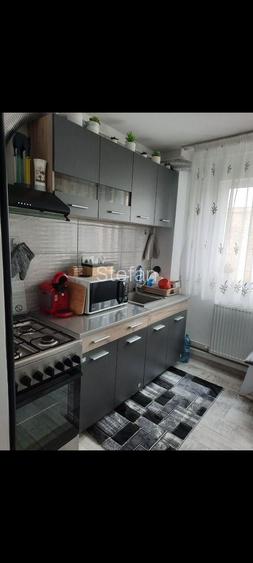 Vând apartament Rovine - 3