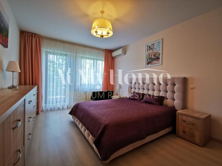 Superb Apartament cu 3 camere, piscina, 2 garaje, complet mobilat si utilat