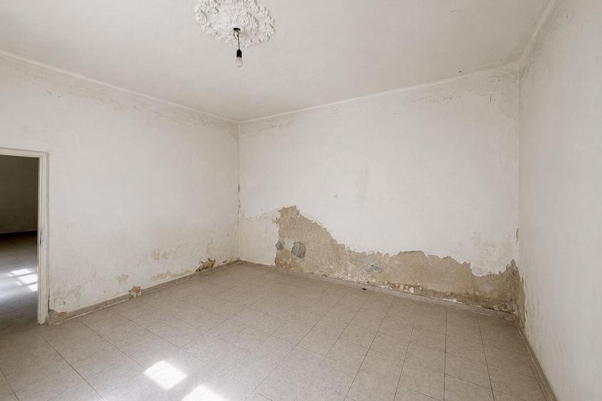 Casă din cărămidă, 6 camere, zona Pârneava, str. Eftimie Murgu