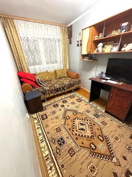 300 Euro-Inchiriere apartament 3 camere Micro 38