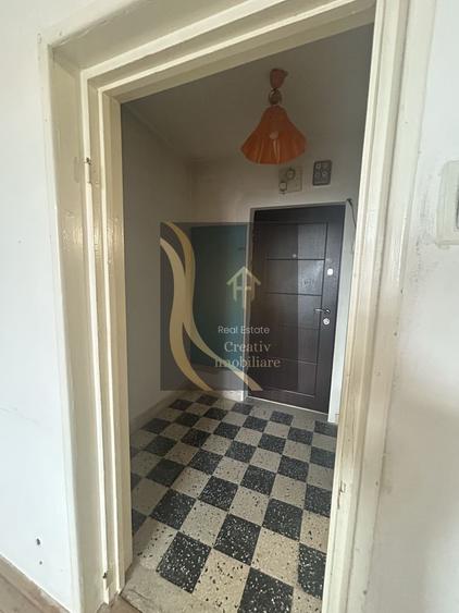 Garsonieră de vânzare piața veteranilor