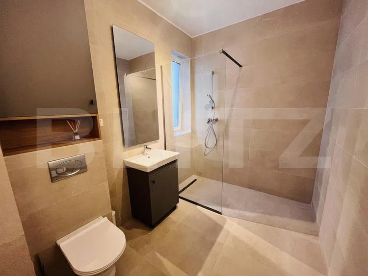 Apartament cu 2 camere, decomandat, 67 mp, in zona Grivitei