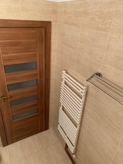 Apartament cu 1 camera etaj 1 din 3,  boxa si parcare, Gruia