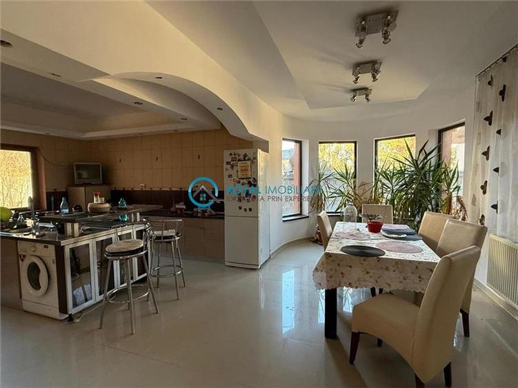 Royal Imobiliare - Vanzare Vila zona Paulesti