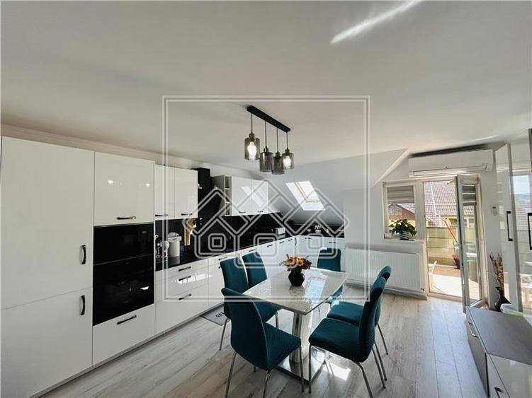 Ap cu 3 camere, 2 balcoane, pod pe toata suprafata - Selimbar