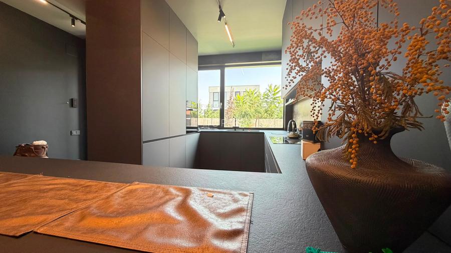 THE CLASS VILLAS TUNARI | P+1 | 200 MP | TEREN 450 MP | COMPLET MOBILATĂ - 36