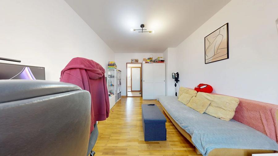 Apartament decomandat langa liceul de informatica,vanzare sau schimb