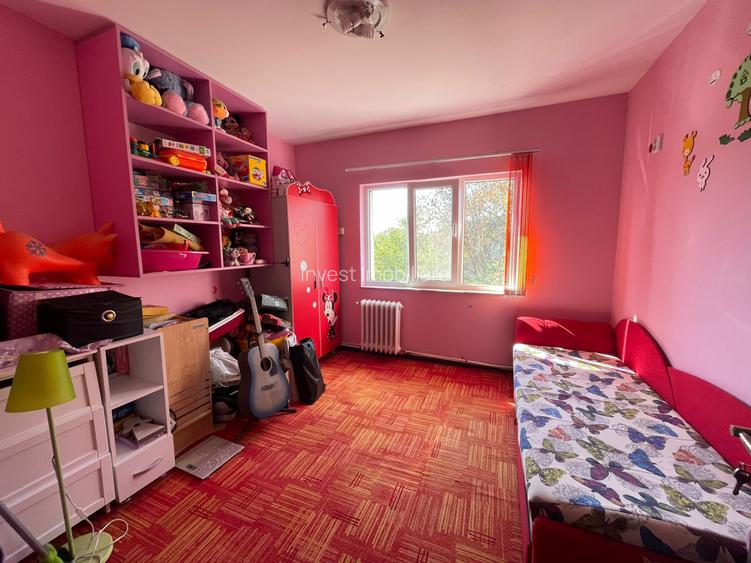Apartament 3 camere decomandat-72 mp-Podu Ros-Palas Mall