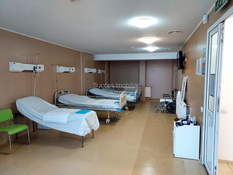 SPATIU COMERCIAL-CLINICA MEDICALA-490 MP,3 INTRARI,IDEAL INVESTITIE,1200000 EURO - 11